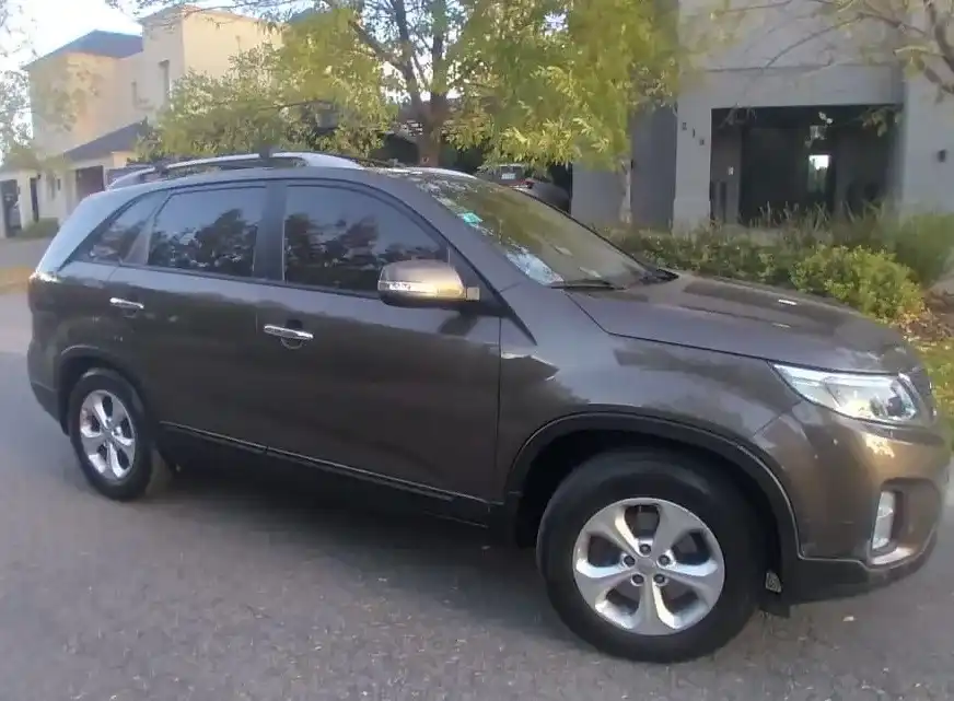 Kia Sorento 2.4 Ex 4X2 6At 2014 - foto 3