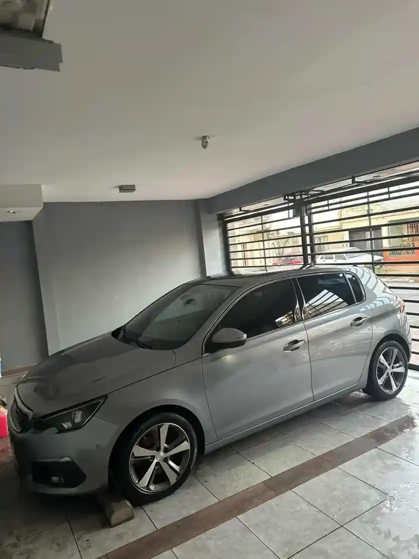 Peugeot 308 1.6 S Allure Plus 2019 - foto 2