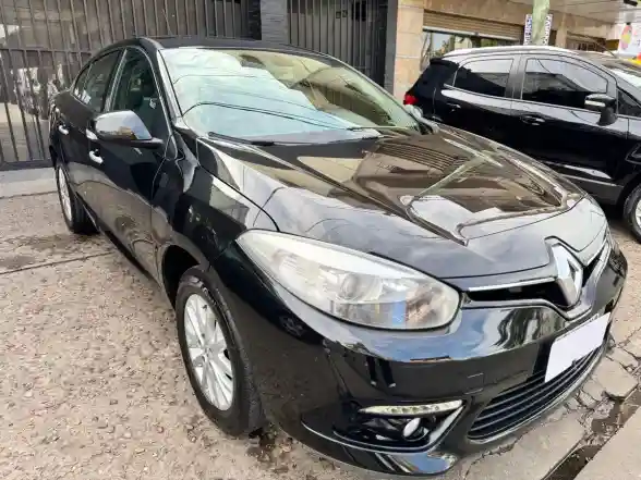 Renault Fluence 2.0 Ph2 Luxe Pack 143Cv Cuero 2015 - foto 3