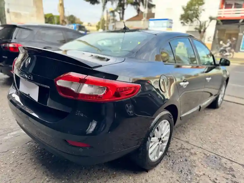 Renault Fluence 2.0 Ph2 Luxe Pack 143Cv Cuero 2015 - foto 5