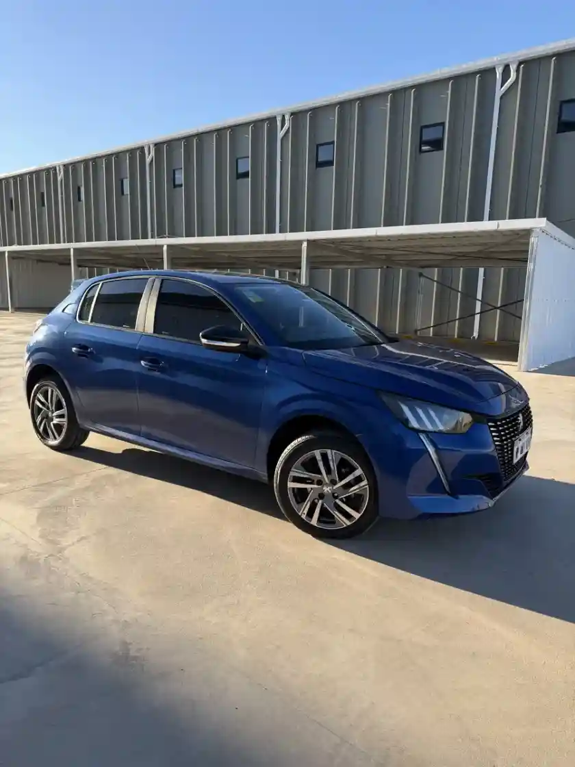 Peugeot 208 2021 - foto 1
