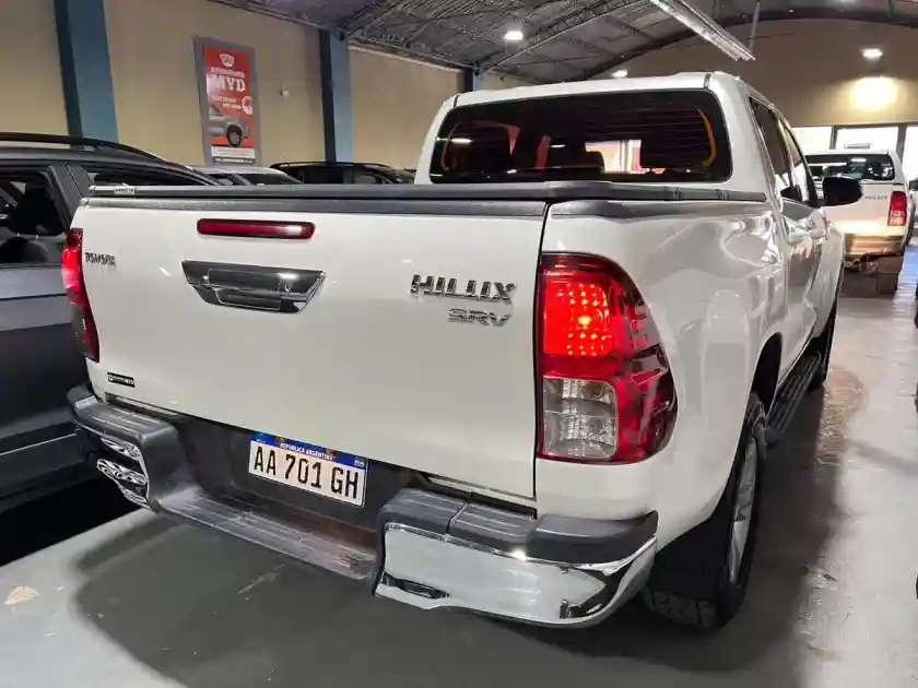 Toyota Hilux Pick-Up 2.8 Cd Srv 177Cv 4X4 2016 - foto 3