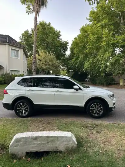 Volkswagen Tiguan Allspace 1.4 Tsi Trendline 150Cv Dsg 2020 - foto 4
