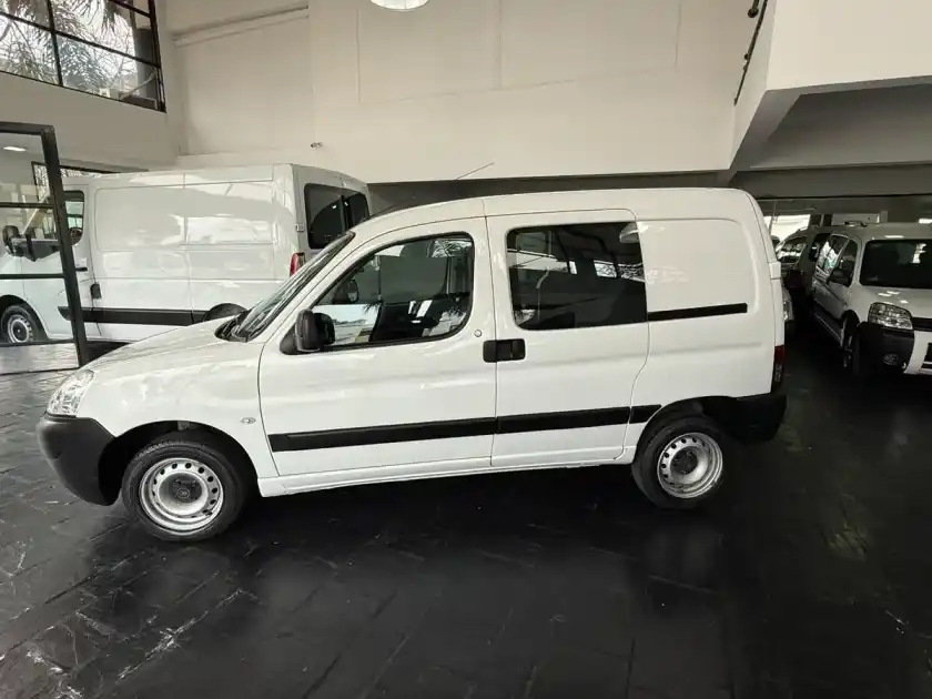 Citroën Berlingo Furgon 1.6 Vti 115 Business Mixto 2021 - foto 4