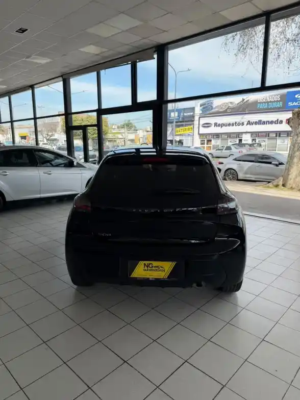 Peugeot 208 1.6 Active Pack 2023 - foto 5