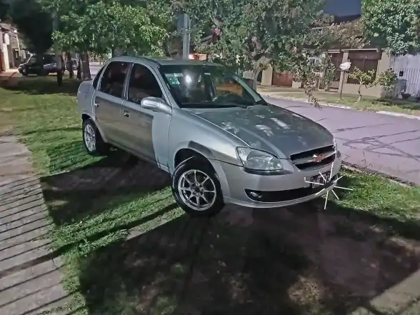 Chevrolet Classic 1.4 Ls Abs Airbag 2015 - foto 2