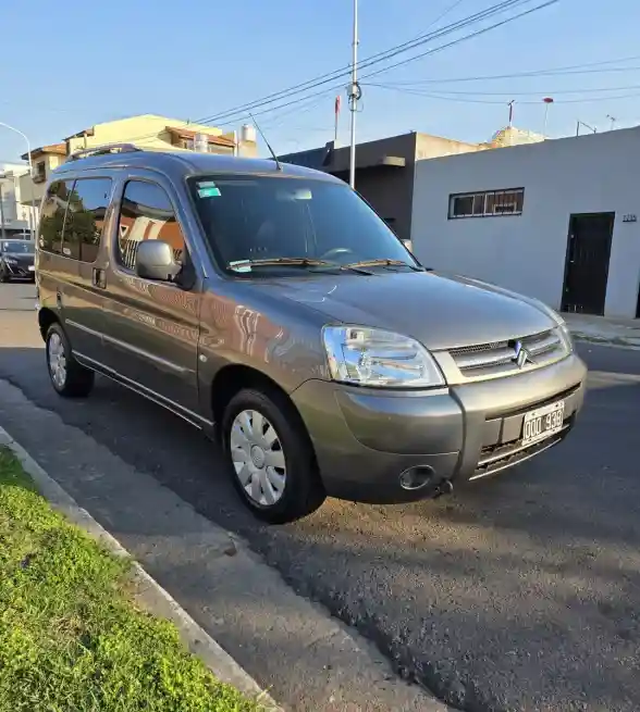 Citroën Berlingo Multispace 1.6 Xtr Hdi 92Cv 2015 - foto 2