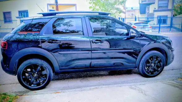 Citroën C4 Cactus 1.6 Thp 165 Noir At6 2024 - foto 4