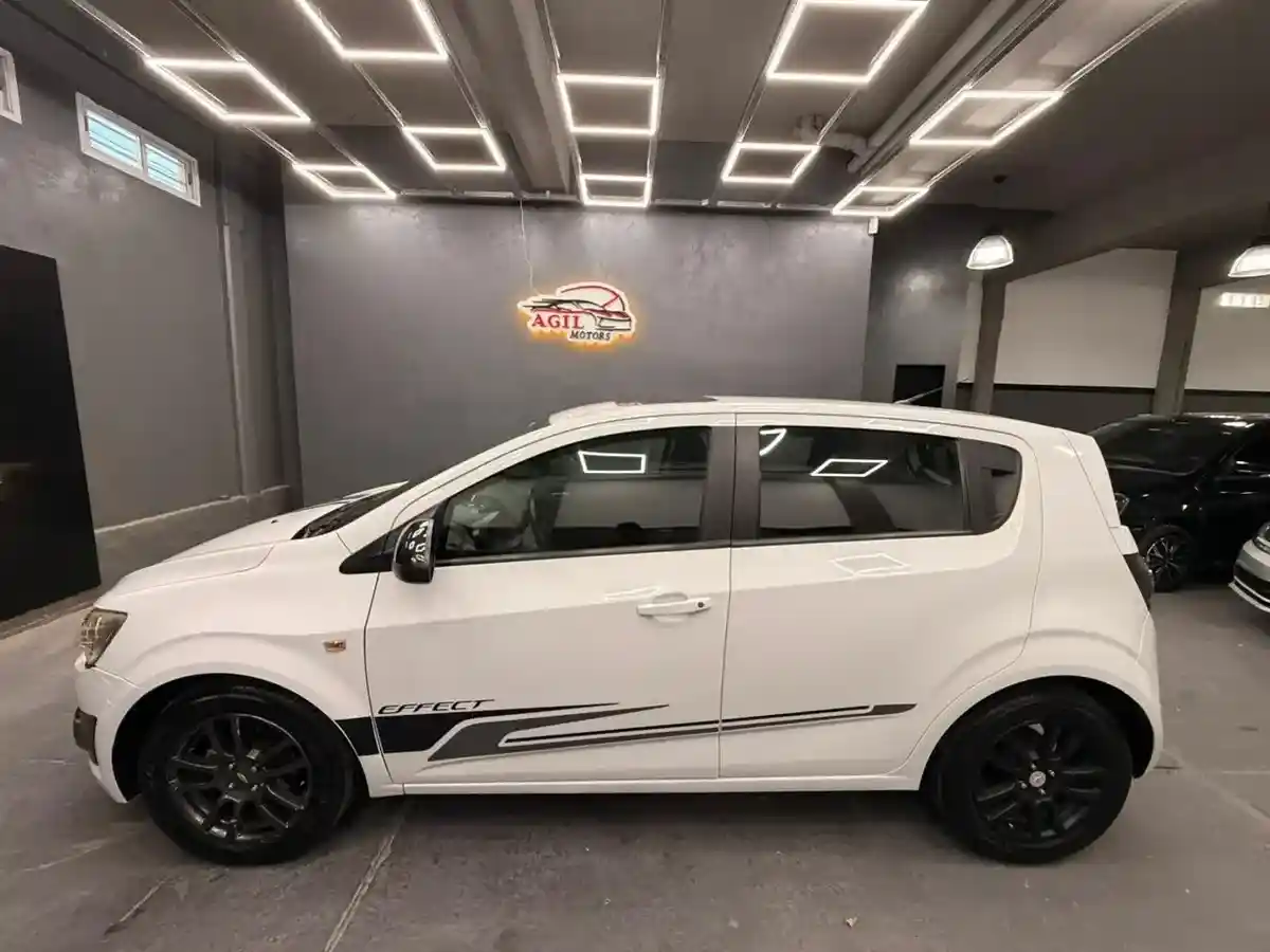 Chevrolet Sonic 1.6 Ltz Effect Mt Mx 2015 - foto 2