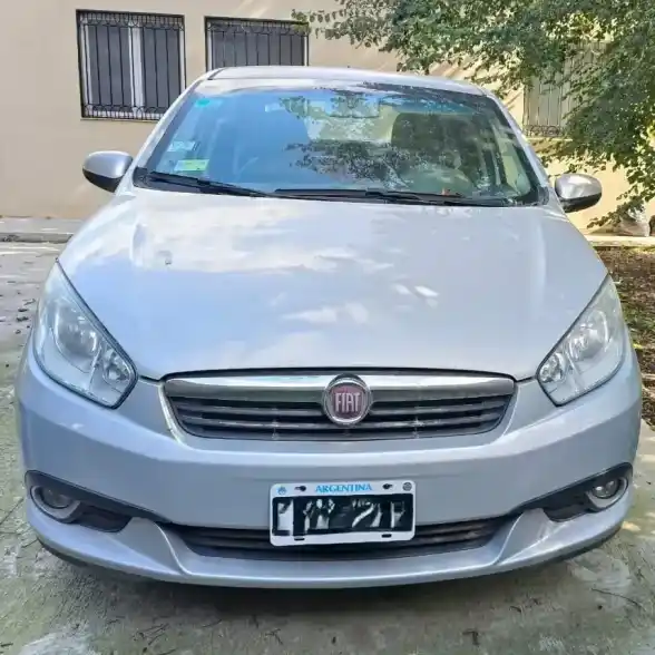 Fiat Grand Siena 1.6 Essence Dualogic Pack Seguridad 2014 - foto 1
