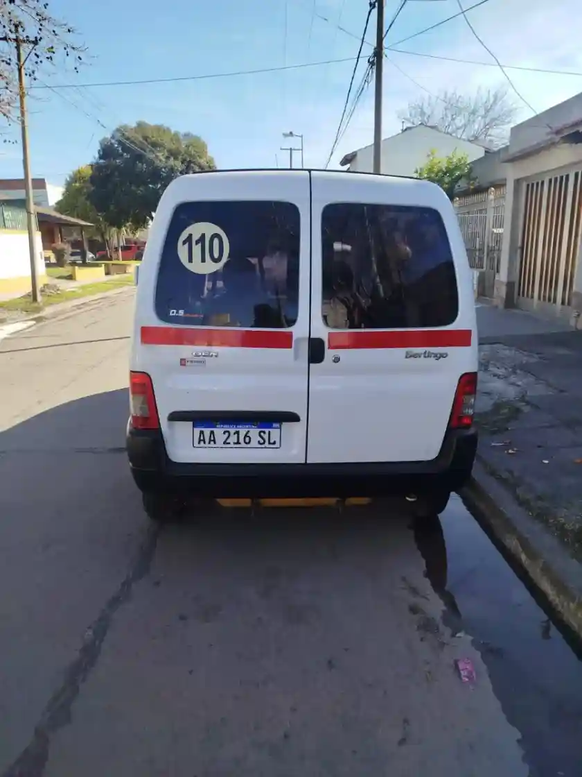 Citroën Berlingo Furgon 1.4 Bussines 75Cv 2016 - foto 4