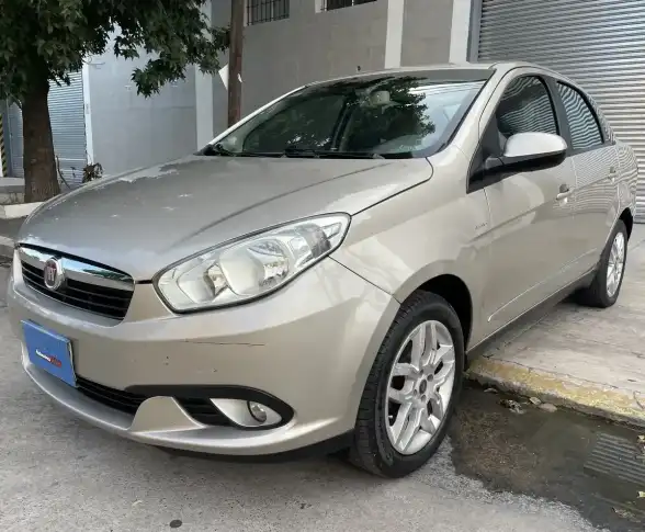Fiat Grand Siena 2015 - foto 1