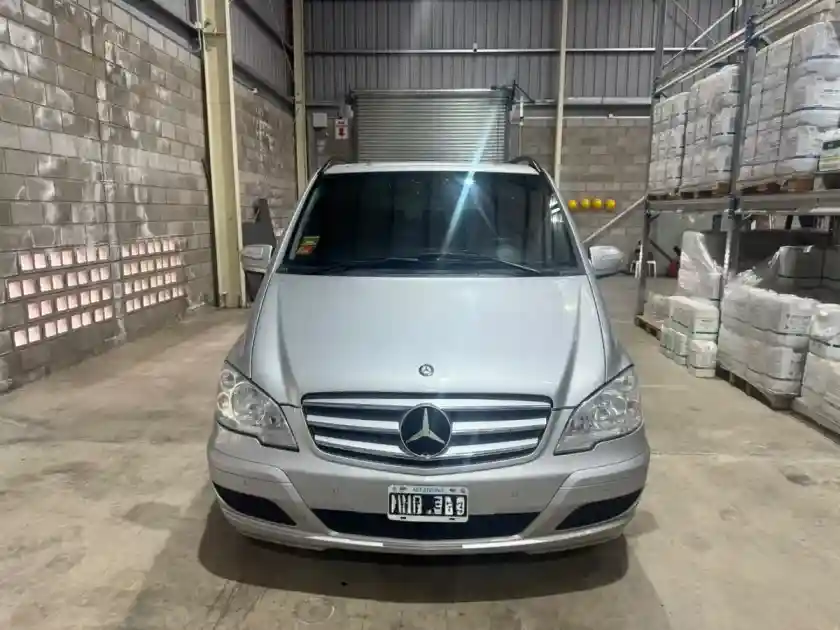 Mercedes-Benz Viano 2.2 Trend 7 Pas Cdi 150Cv At Plci 2013 - foto 2
