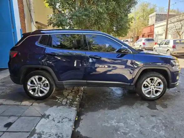 Jeep Compass 1.3 T270 Longitude 2022 - foto 5