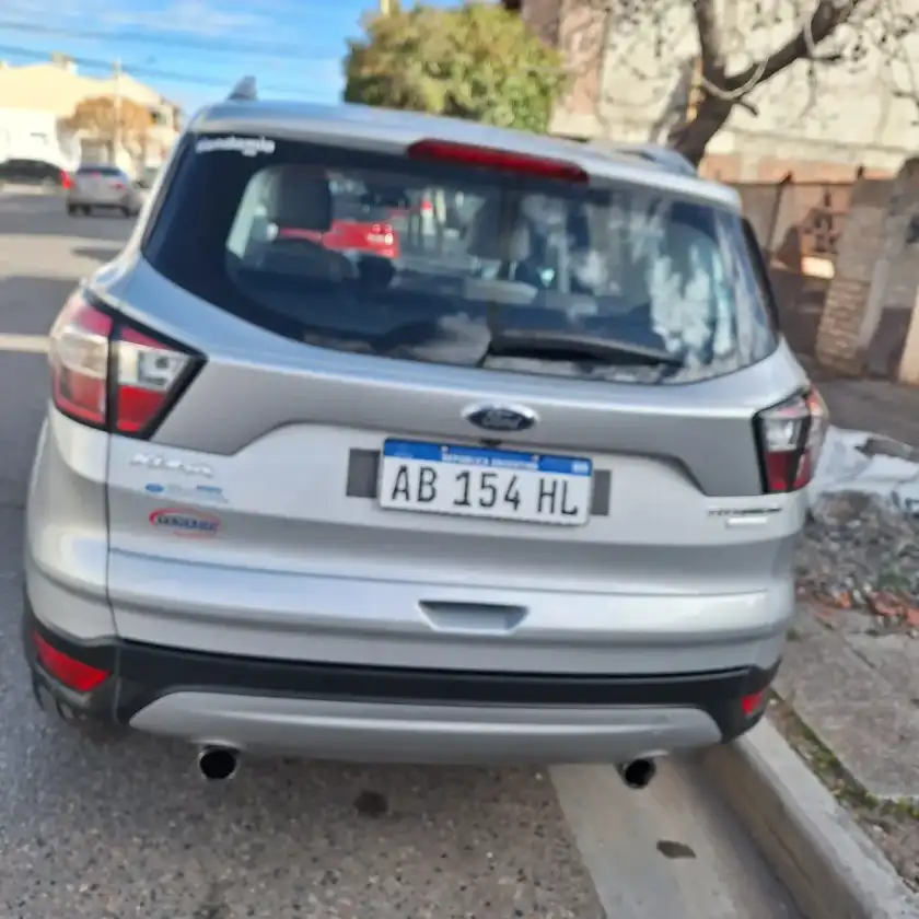 Ford Kuga 2.0 Titanium At Awd 2017 - foto 3