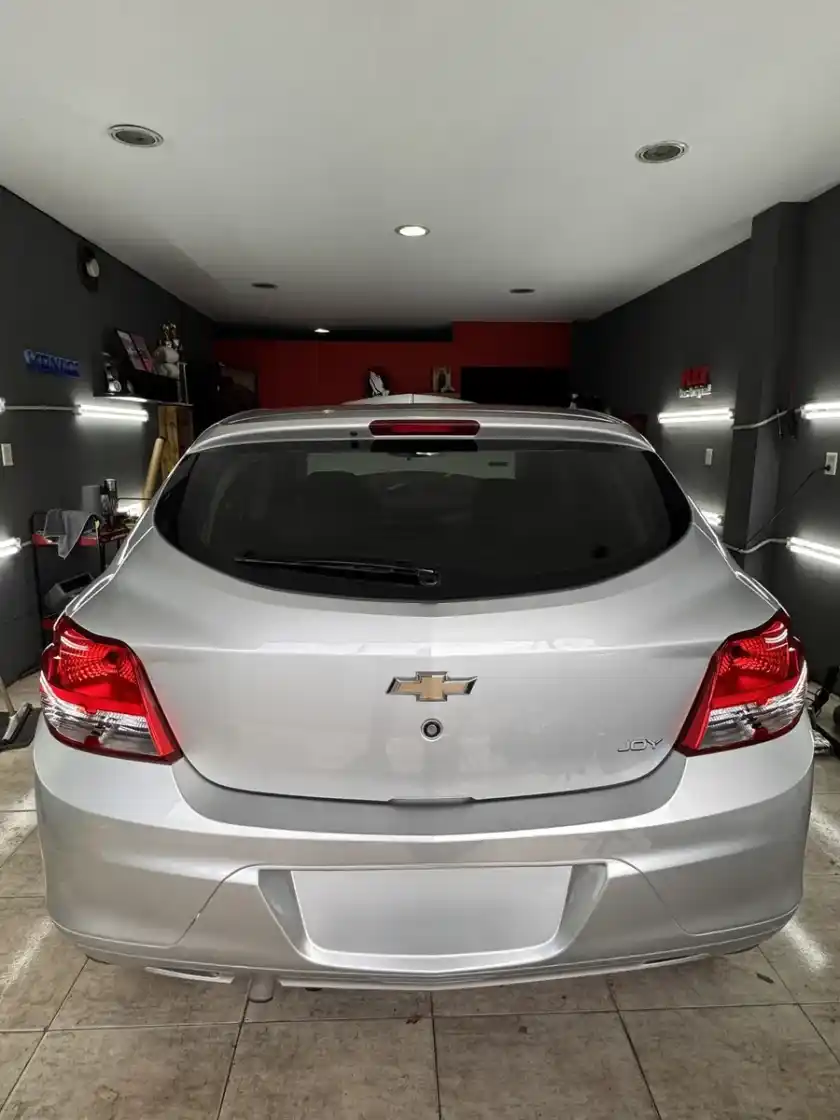 Chevrolet Onix 1.4 Joy Ls 98Cv 2017 - foto 2