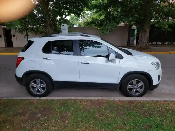 Chevrolet Tracker 1.8 Ltz 140Cv 2014 - foto 2