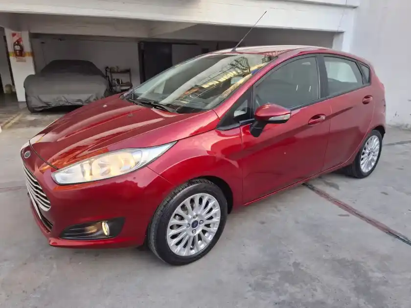 Ford Fiesta Kinetic 1.6 Se Powershift 120Cv 2016 - foto 1