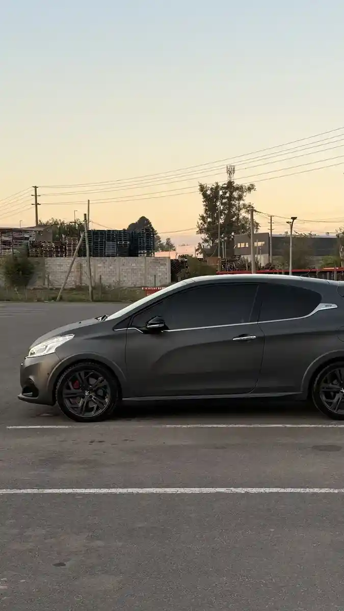 Peugeot 208 1.6 Gti 2017 - foto 2