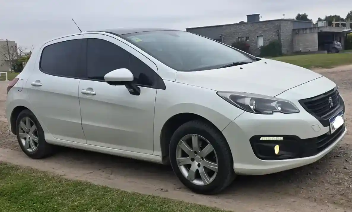 Peugeot 308 2020 - foto 1