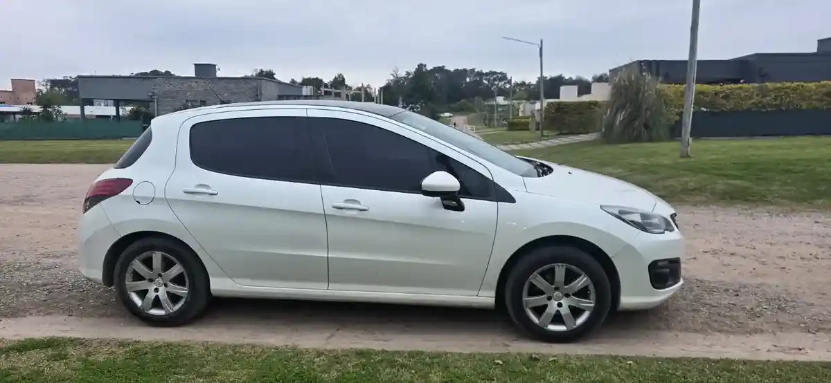 Peugeot 308 1.6 Allure Pack 2020 - foto 4
