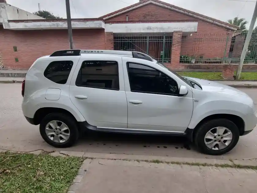 Renault Duster 1.6 Ph2 4X2 Privilege 2017 - foto 2