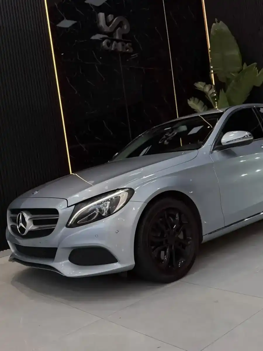 Mercedes-Benz Clase C 2.0 C250 Amg-Line 211Cv 2017 - foto 3