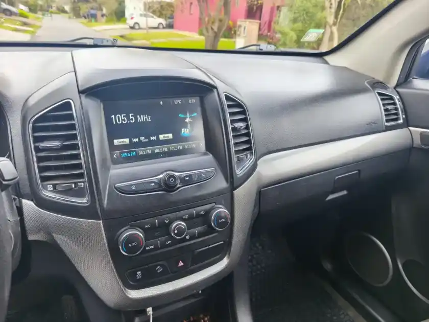 Chevrolet Captiva 2.4 Lt 167Cv 2017 - foto 2