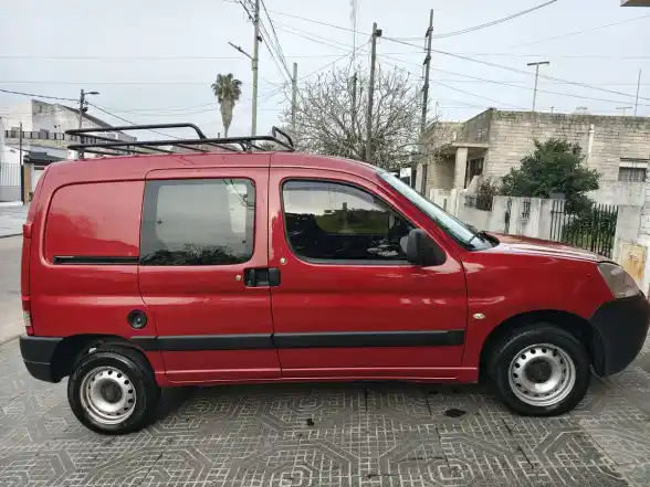 Citroën Berlingo Furgon 1.6 Bussines Hdi 92Cv Am54 2015 - foto 3