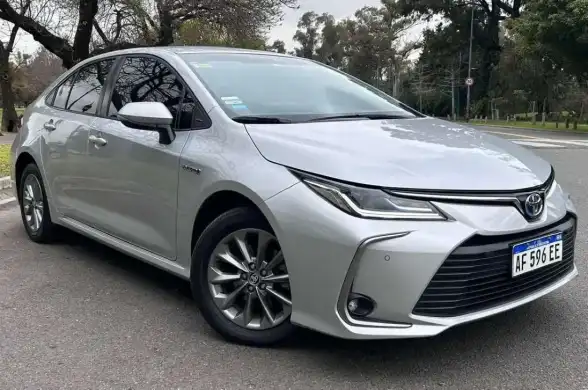 Toyota Corolla 2022 - foto 1