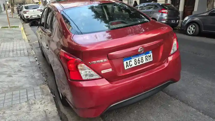 Nissan Versa 1.6 Advance 2018 - foto 3