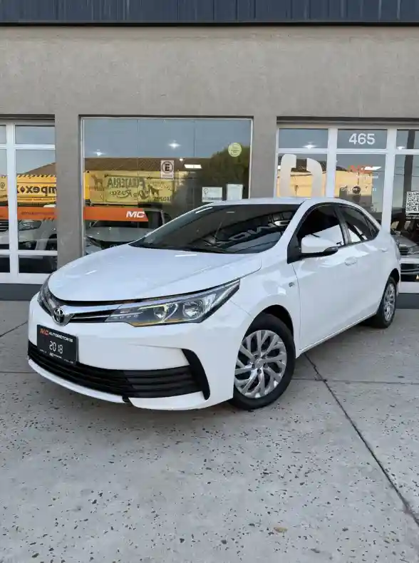 Toyota Corolla 2018 - foto 1