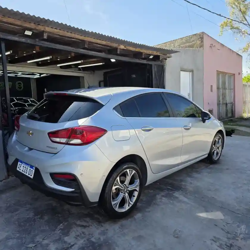 Chevrolet Cruze 5 1.4 Premier At 5P 2020 - foto 3