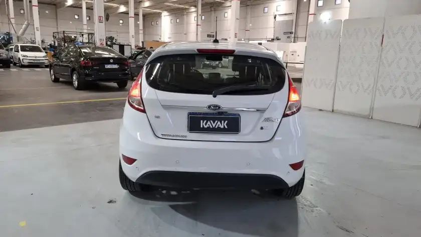 Ford Fiesta Kinetic Design 1.6 16V Titanium 2016 - foto 4