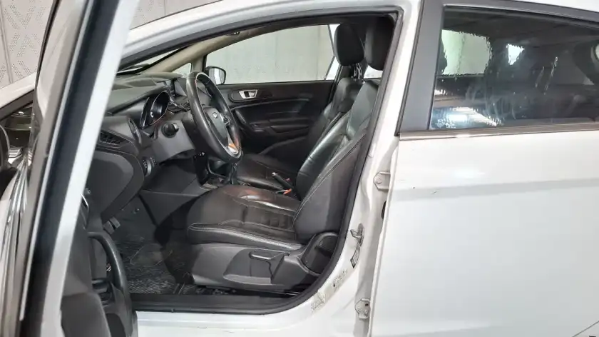 Ford Fiesta Kinetic Design 1.6 16V Titanium 2016 - foto 5