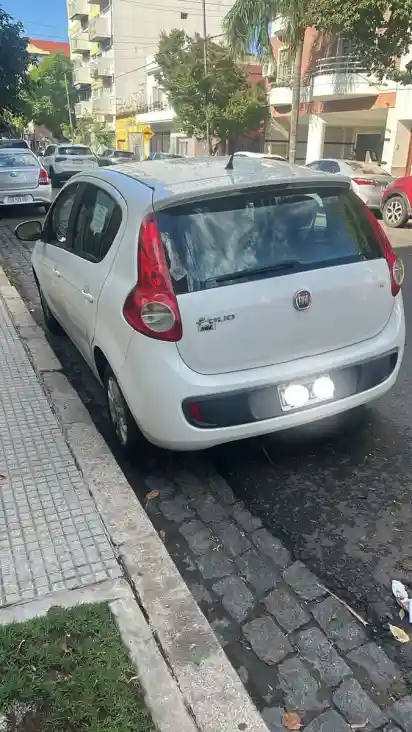 Fiat Palio 1.4 Attractive 85Cv 2014 - foto 4