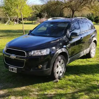 Chevrolet Captiva 2012 - foto 1