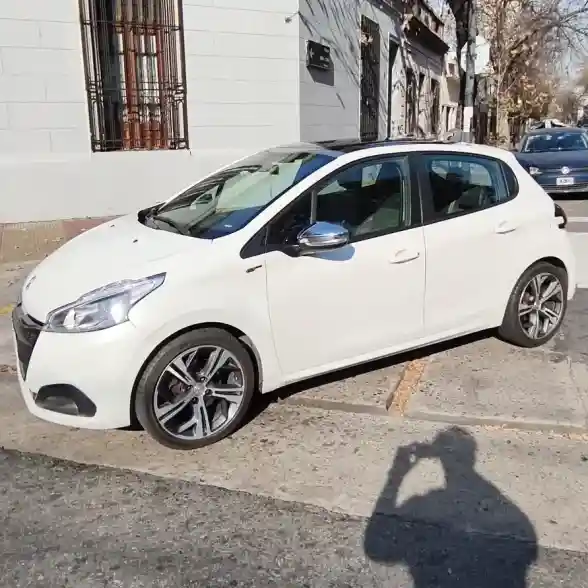 Peugeot 208 1.6 Gt Thp 2016 - foto 1