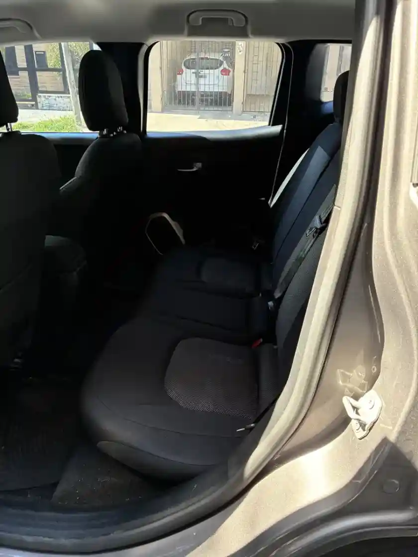 Jeep Renegade 1.8 Sport Plus 2017 - foto 4