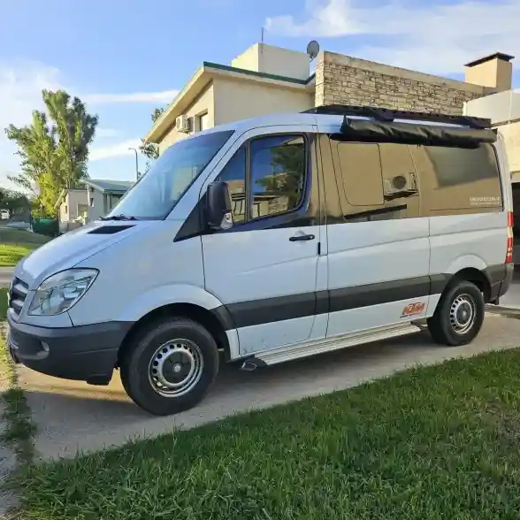 Mercedes-Benz Sprinter 2.1 415 Furgon 3250 Tn Mixto 4+1 2015 - foto 1
