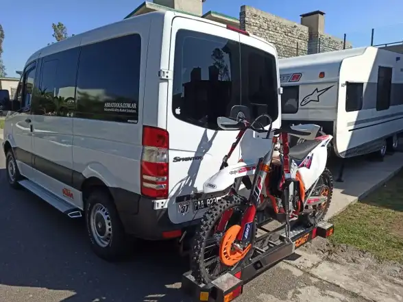 Mercedes-Benz Sprinter 2.1 415 Furgon 3250 Tn Mixto 4+1 2015 - foto 3