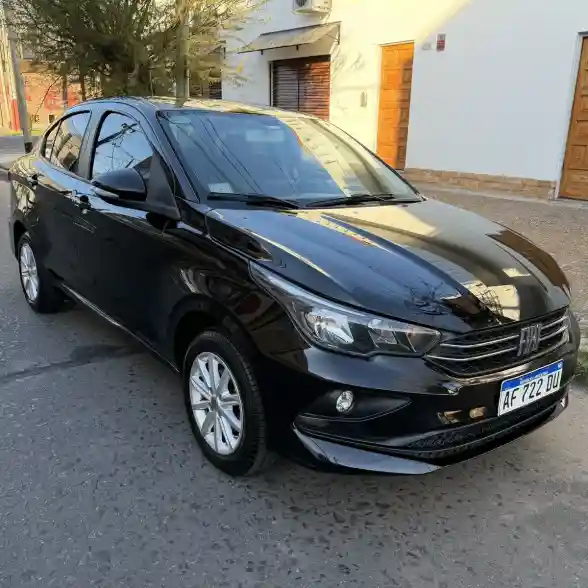 Fiat Cronos 1.3 Gse Drive Pack Conectividad 2022 - foto 3