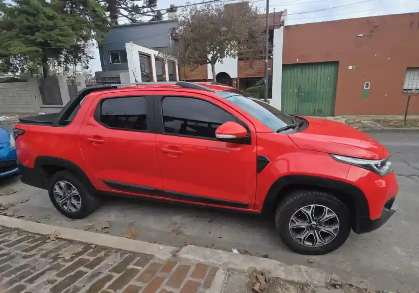 Fiat Strada 1.3 Volcano 2022 - foto 3