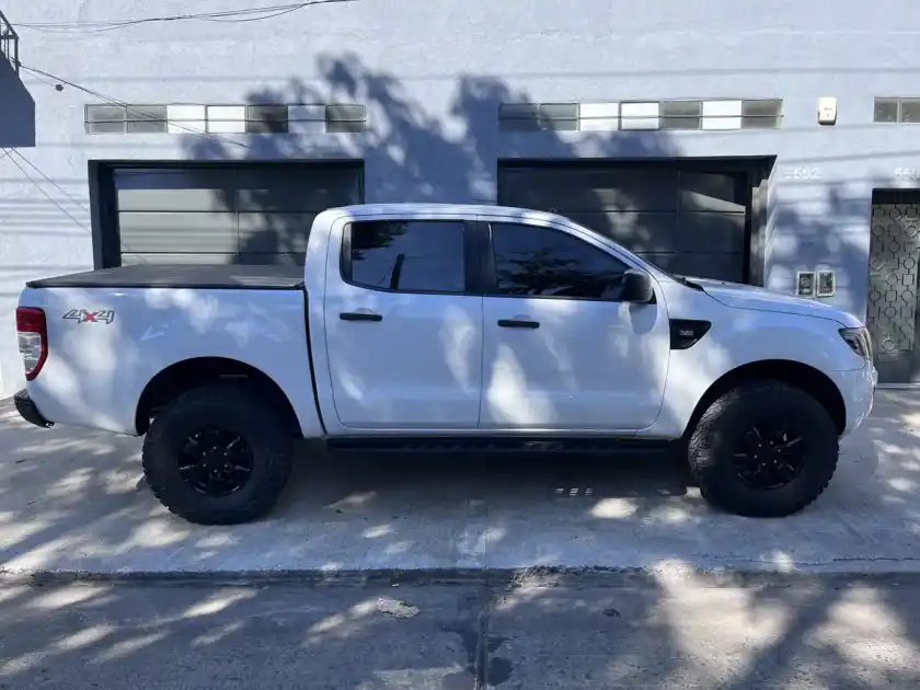 Ford Ranger 3.2 Cd 4X4 Xls Tdci 200Cv 2016 - foto 3