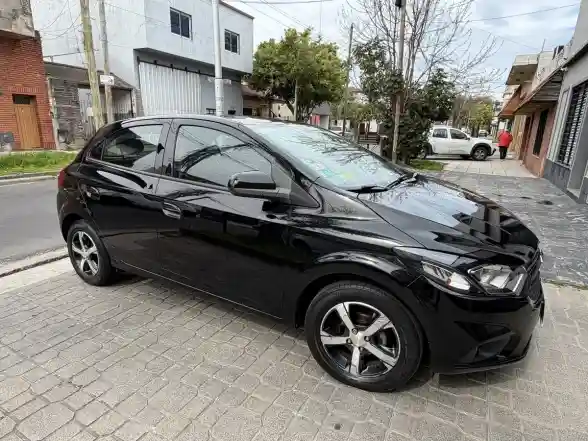 Chevrolet Onix 1.4 Ltz 98Cv 2017 - foto 2
