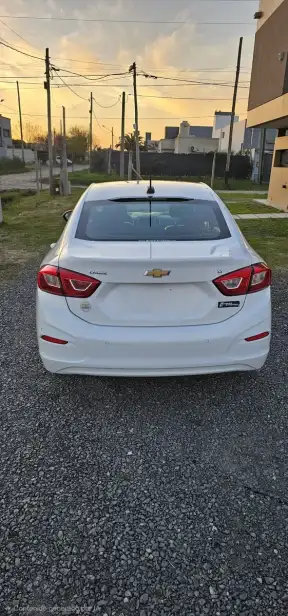 Chevrolet Cruze 1.4 Lt Sedan 2021 - foto 4