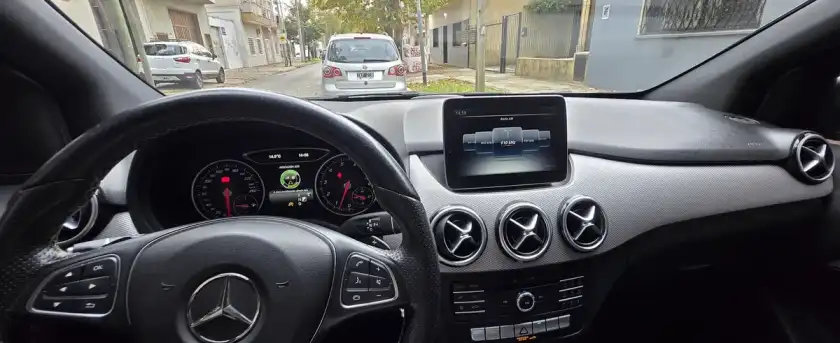 Mercedes-Benz Clase B 1.6 B200 2016 Edition 156Cv At 2016 - foto 3