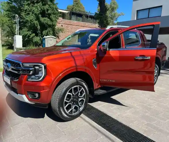 Ford Ranger 2023 - foto 1