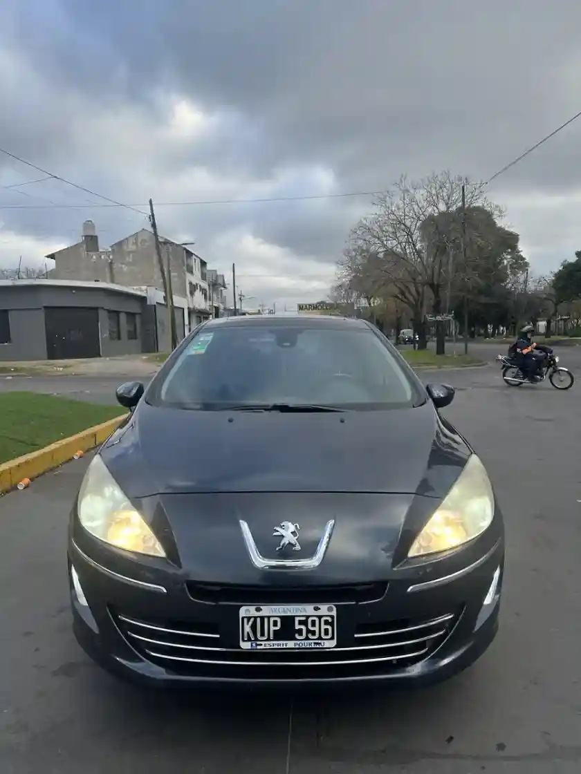 Peugeot 408 2.0 Allure Plus 143Cv 2012 - foto 2