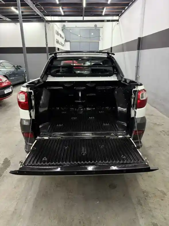 Fiat Strada 1.4 Working Cd 2017 - foto 4